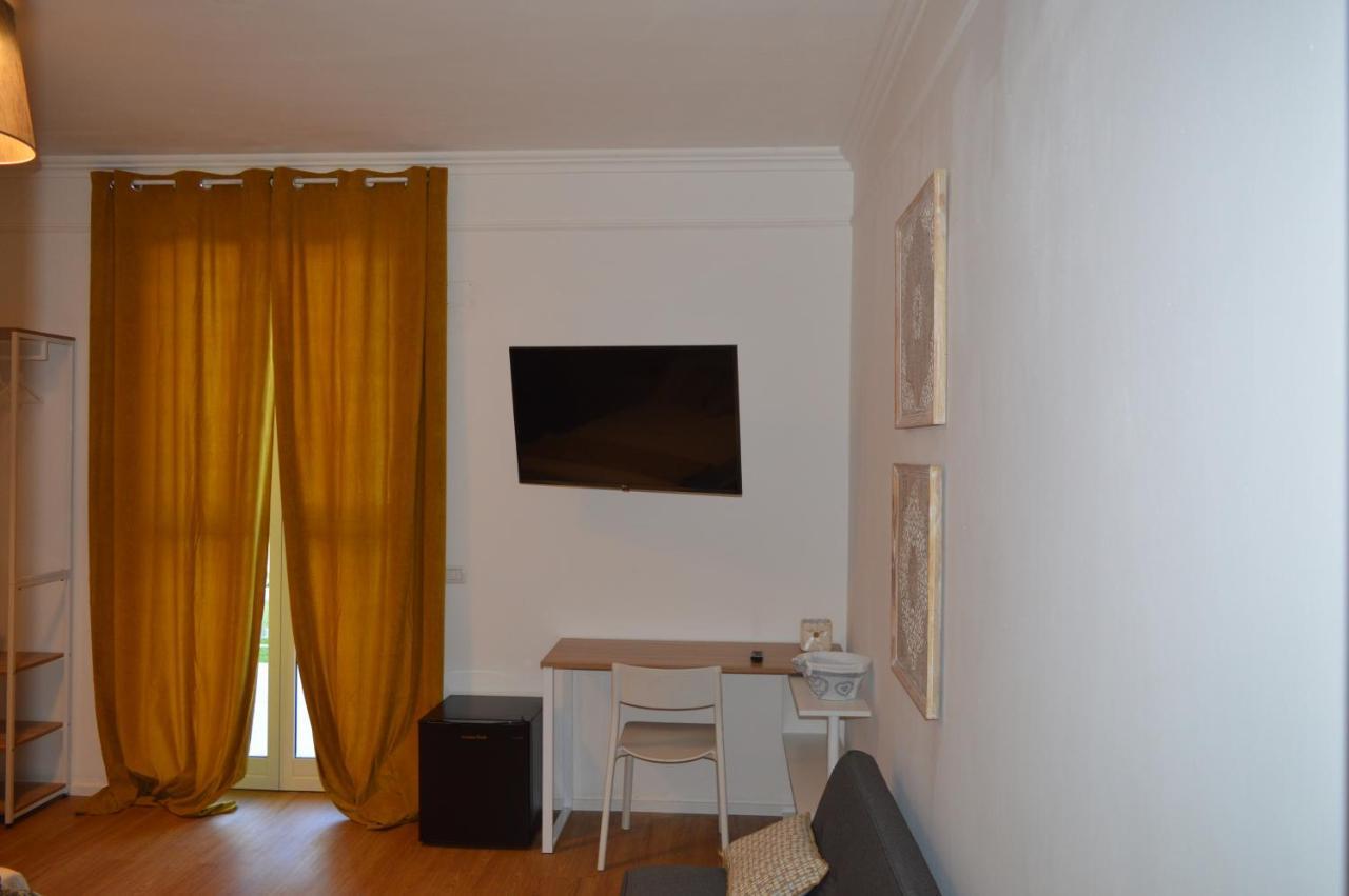 Casa Blanca B&B Λατίνα Εξωτερικό φωτογραφία